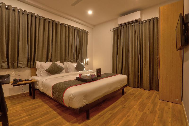 Oyo Townhouse 87 Spartan Nagar Chennai Exterior foto