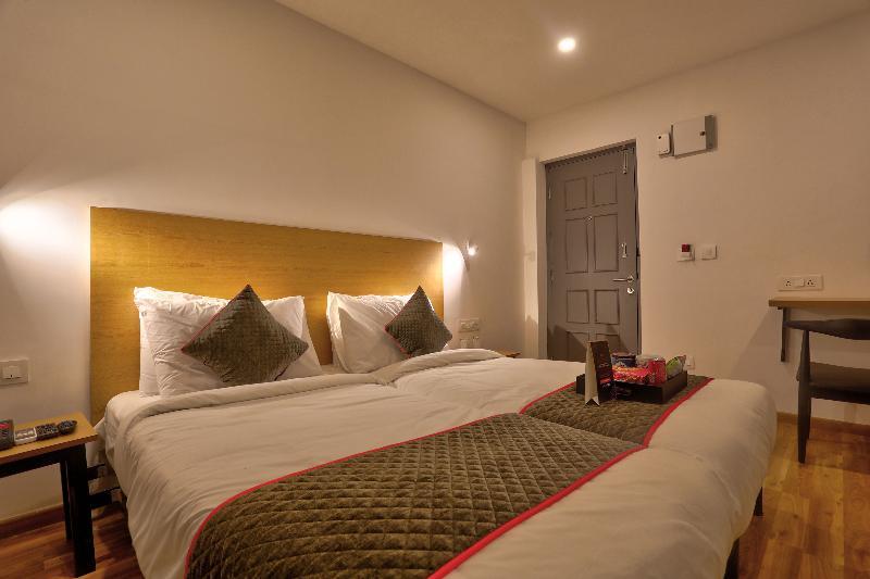 Oyo Townhouse 87 Spartan Nagar Chennai Exterior foto